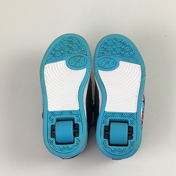 Heelys Youth Size 1 Skate Shoes - Picture 6 of 8